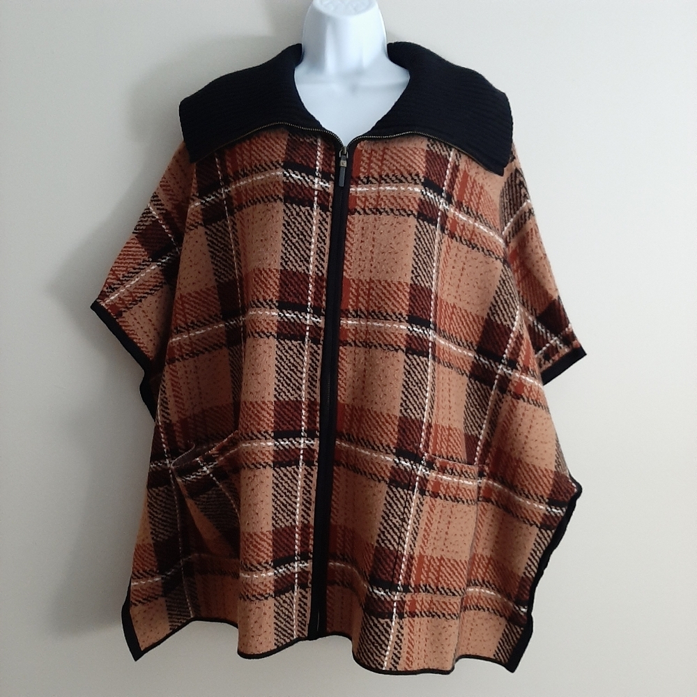 Tahari Plaid Poncho with Turtleneck Women's Size XL